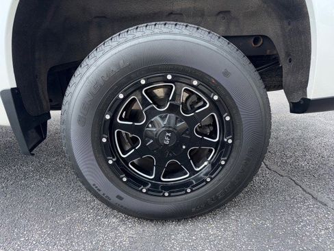 Used 2021 Chevrolet Silverado 1500 W/T w/ WT Value Package image 11