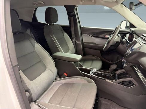 Used 2023 Chevrolet TrailBlazer LT FWD image 30