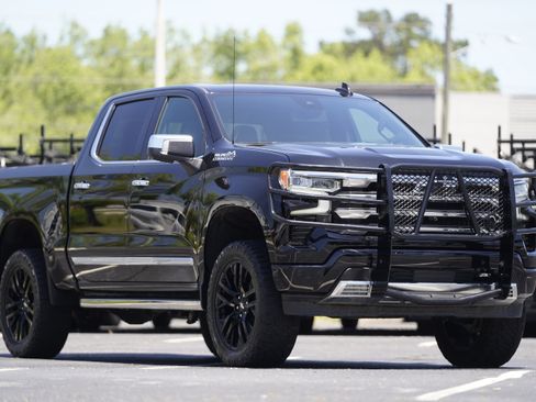 Used 2024 Chevrolet Silverado 1500 High Country AWD/4WD image 47