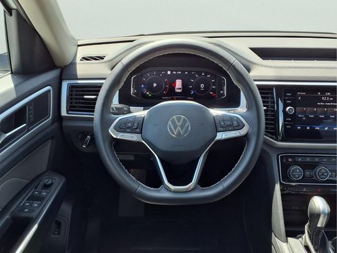Used 2023 Volkswagen Atlas SEL AWD/4WD image 22