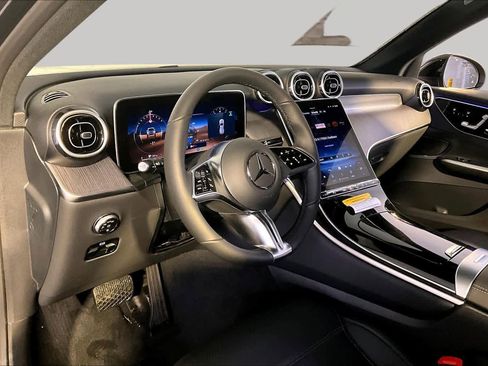New 2026 Mercedes-Benz GLC 300 4MATIC image 9