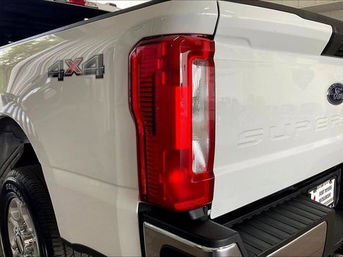 Used 2026 Ford F250 XLT AWD/4WD image 17