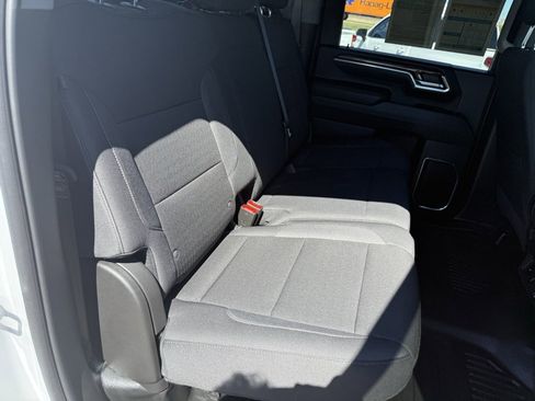 Used 2025 Chevrolet Silverado 2500 LT w/ Convenience Package image 41