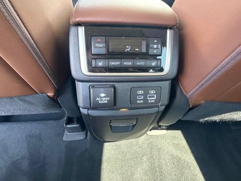 Certified 2023 Subaru Ascent Touring AWD/4WD image 14