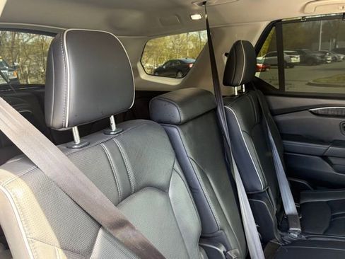 Used 2023 Honda Pilot Elite image 34