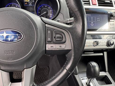 Used 2017 Subaru Outback 2.5i Limited AWD/4WD image 13