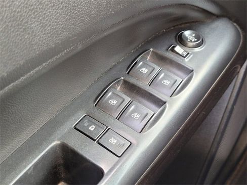 Used 2021 GMC Canyon Elevation image 22