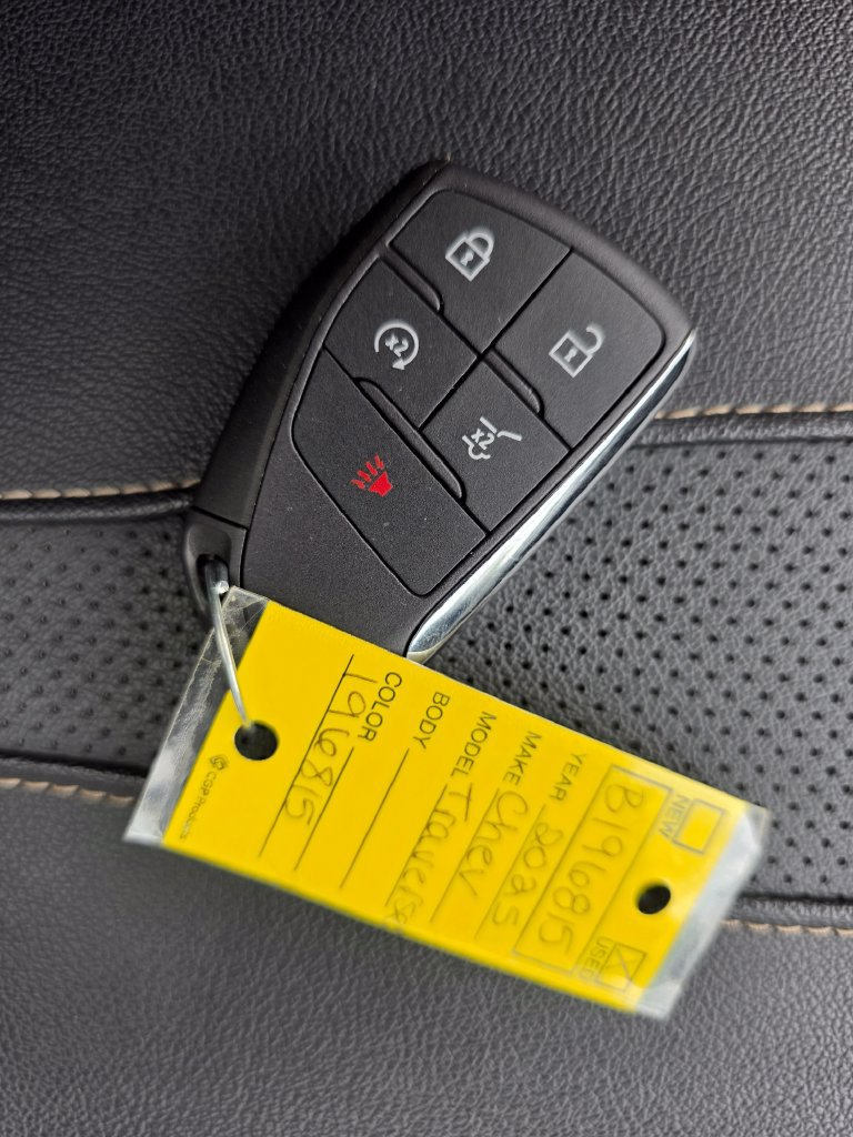 Used 2025 Chevrolet Traverse High Country w/ LPO, Floor Liner Package AWD/4WD image 18