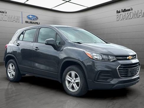 Used 2019 Chevrolet Trax LS image 1