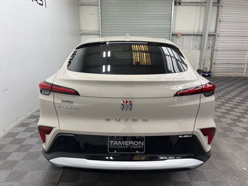 Used 2026 Buick Envista Sport Touring w/ Studio Series image 10