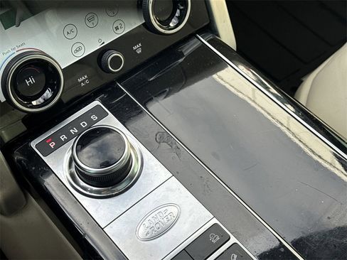 Used 2022 Land Rover Range Rover Westminster Edition image 23
