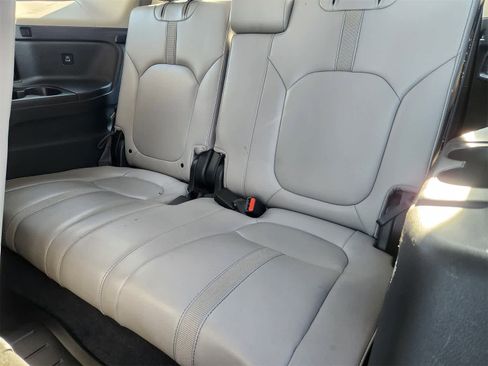 Used 2023 Honda Pilot EX-L image 29