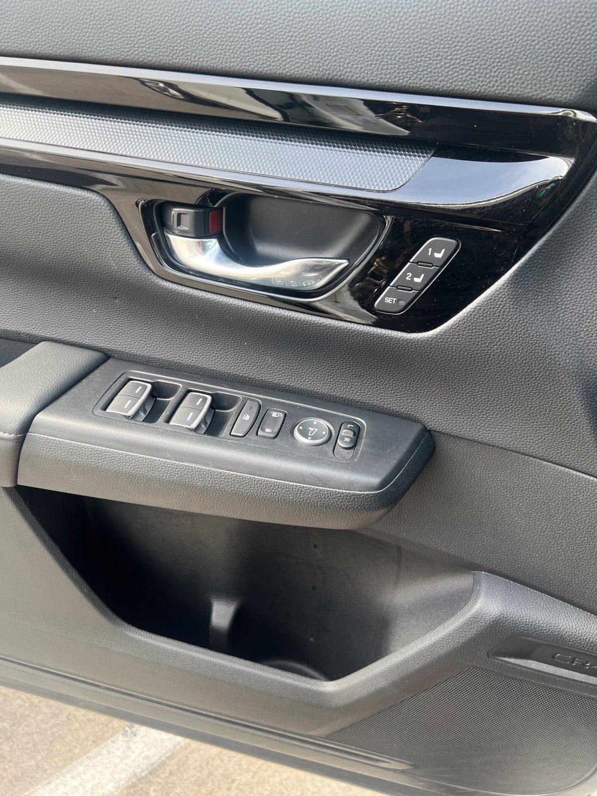Used 2025 Honda CR-V EX-L image 6