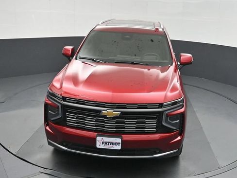 Used 2025 Chevrolet Tahoe High Country AWD/4WD image 40