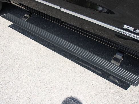 Used 2019 RAM 1500 Limited image 7