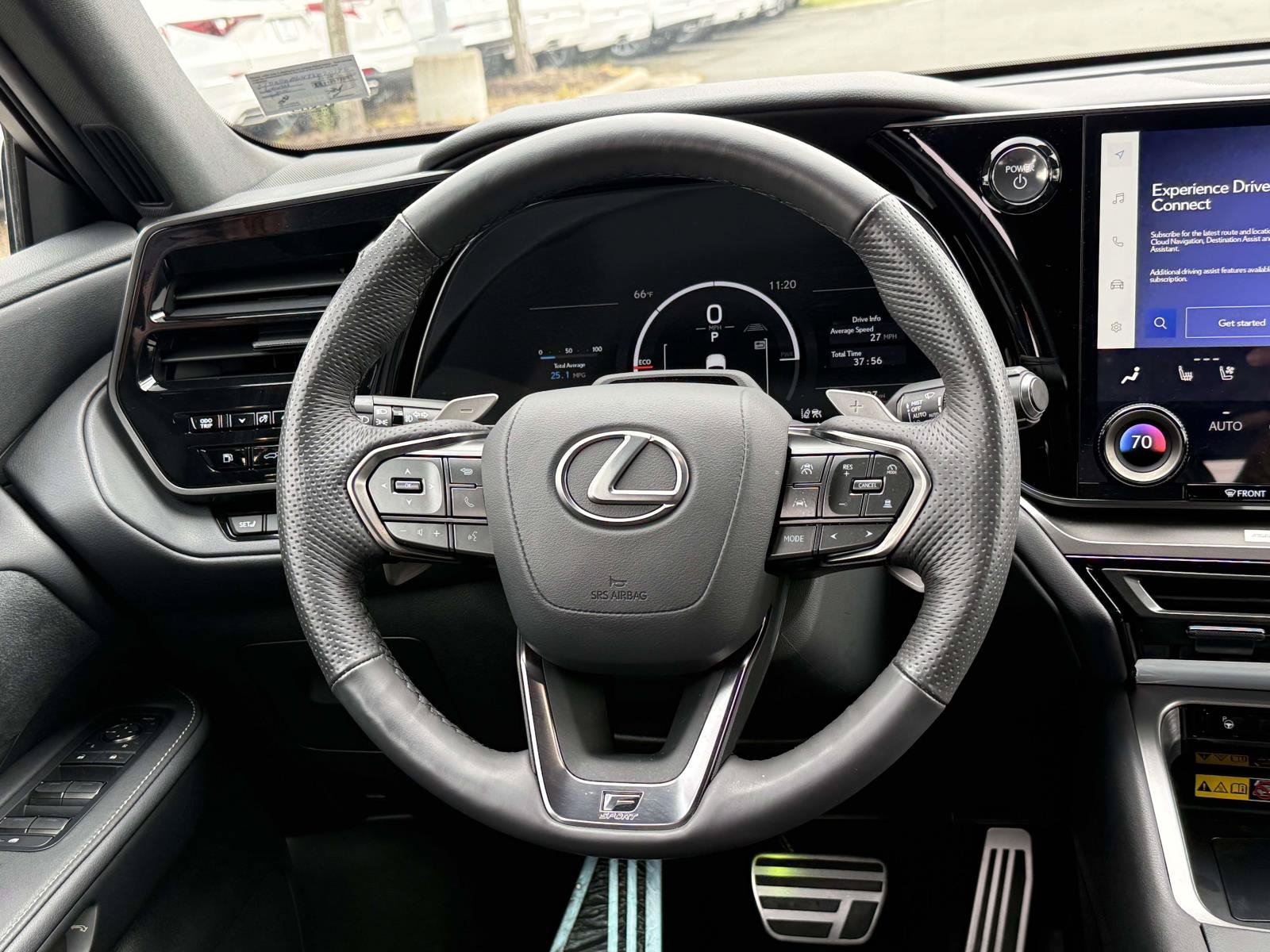 Used 2026 Lexus TX 500h AWD w/ Technology Package image 9