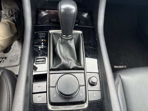 Used 2025 MAZDA MAZDA3 s image 27