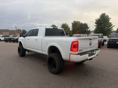 Used 2023 RAM 3500 Limited AWD/4WD image 3