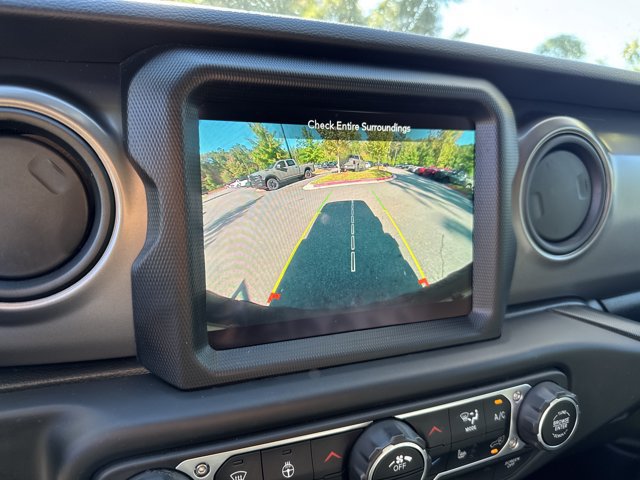 Certified 2023 Jeep Wrangler Unlimited Sport AWD/4WD image 25