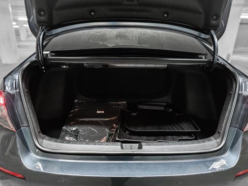 Used 2024 Honda Civic Sport image 8