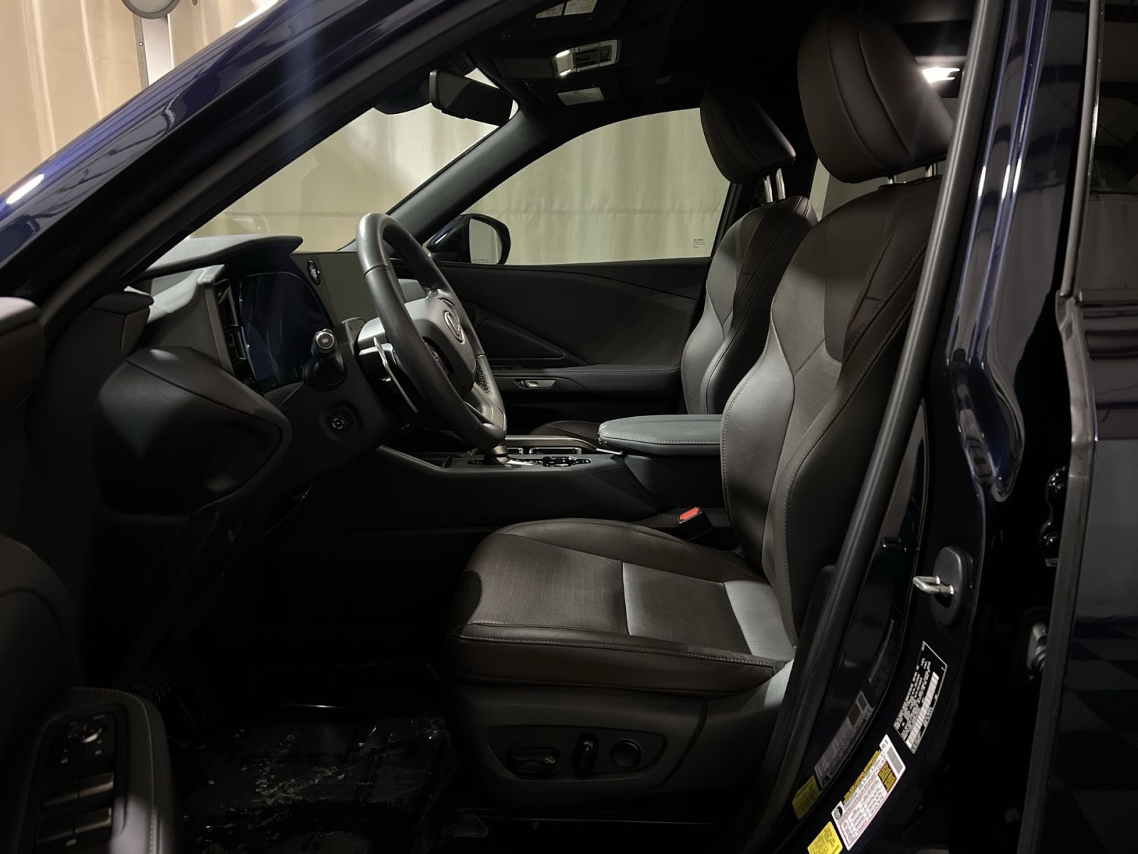 Used 2024 Lexus TX 350 AWD w/ Captains Chair Package image 13