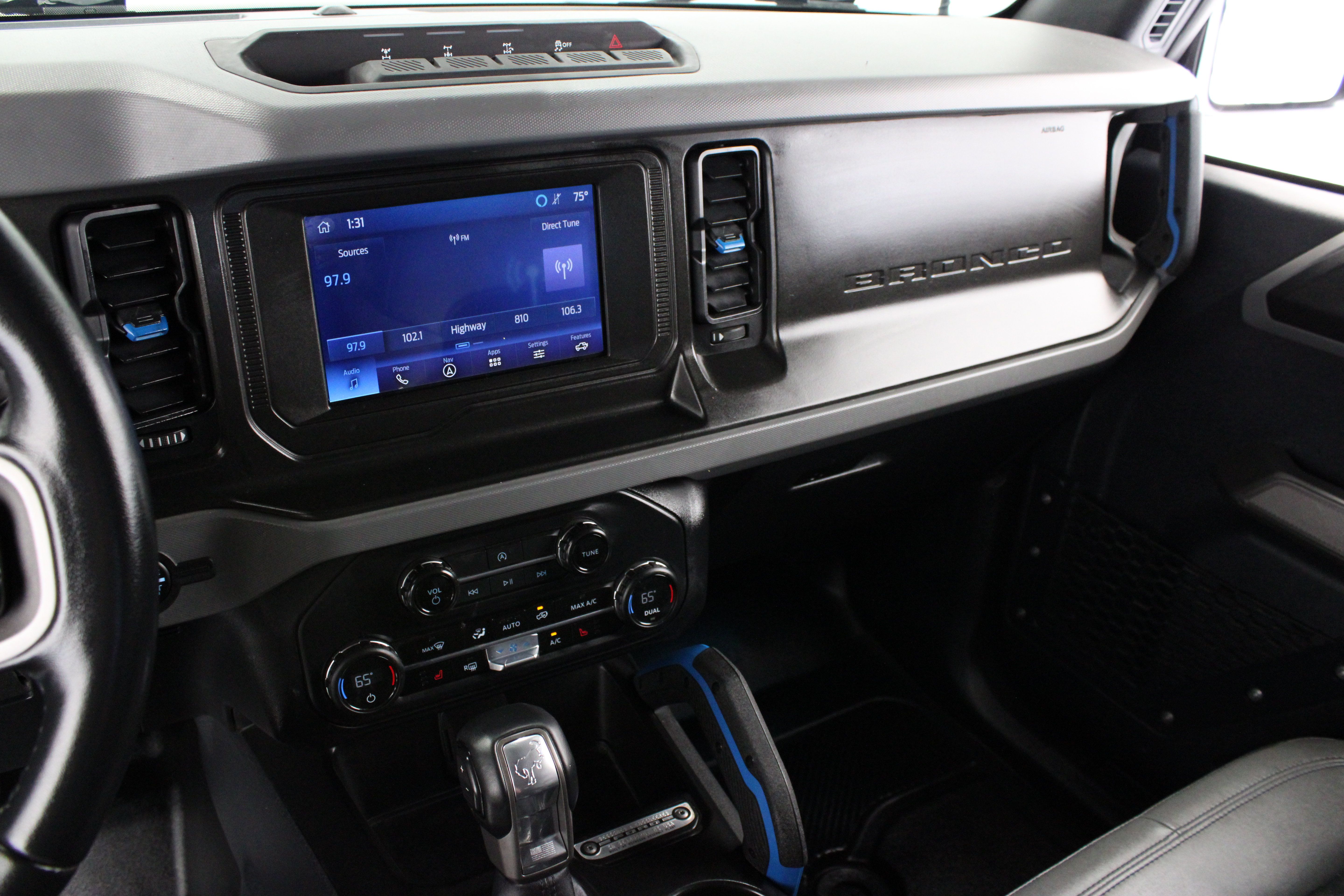 Used 2023 Ford Bronco Black Diamond w/ Sasquatch Package AWD/4WD image 15