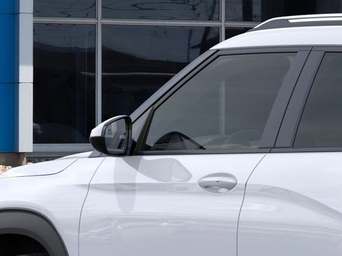 New 2026 Chevrolet TrailBlazer LT w/ Convenience Package image 16