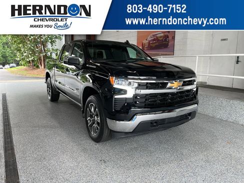 Used 2023 Chevrolet Silverado 1500 LT AWD/4WD image 1