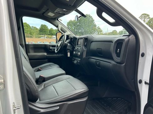 Used 2021 GMC Sierra 3500 4x4 Crew Cab w/ Convenience Package image 11