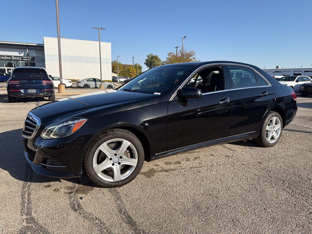 Used 2014 Mercedes-Benz E 350 4MATIC Sedan image 2