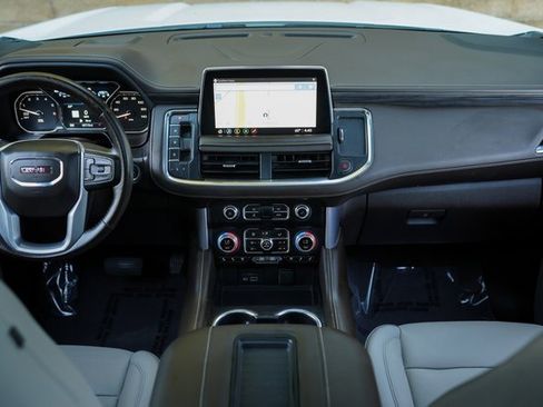 Used 2021 GMC Yukon SLT w/ SLT Premium Package image 20