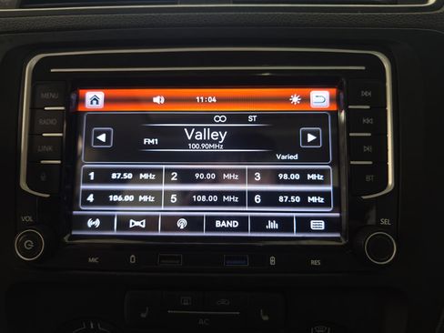 Used 2012 Volkswagen Jetta SE FWD image 17