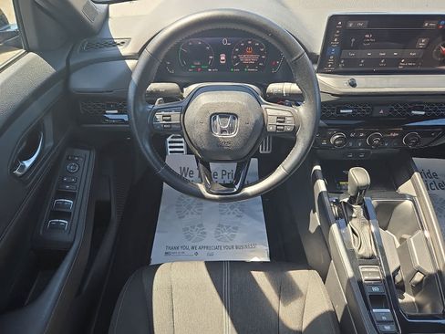 Used 2025 Honda Accord Sport image 12