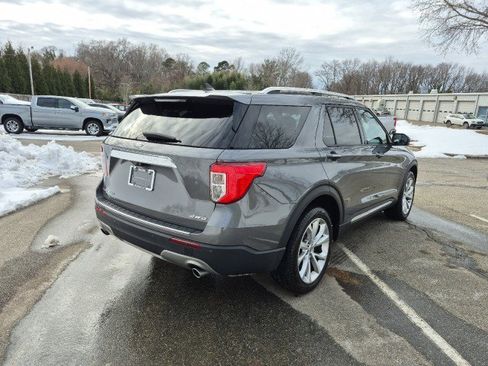 Used 2023 Ford Explorer Platinum image 7