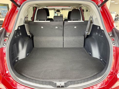 Used 2017 Toyota RAV4 XLE FWD image 9