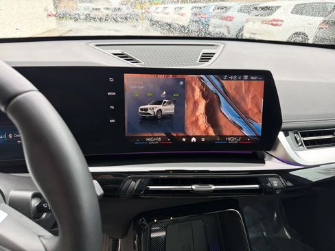 Used 2026 BMW X1 xDrive28i image 13