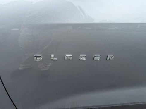 Certified 2025 Chevrolet Blazer LT AWD/4WD image 9