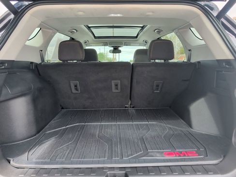 Used 2021 GMC Terrain SLE w/ Driver Convenience Package AWD/4WD image 20