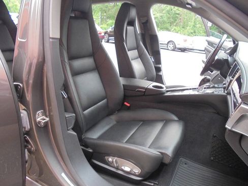 Used 2015 Porsche Panamera 4 AWD/4WD image 9