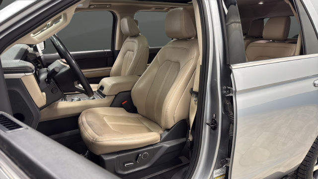 Used 2024 Ford Expedition Limited AWD/4WD image 9