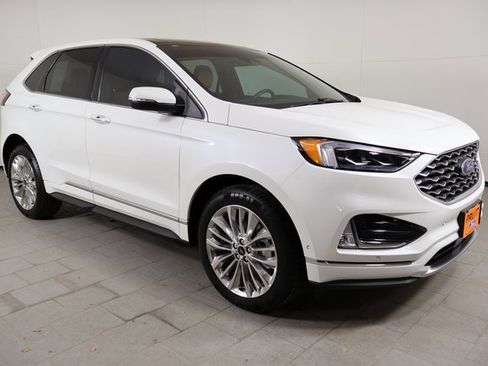 Used 2024 Ford Edge Titanium w/ Titanium Elite Package image 3