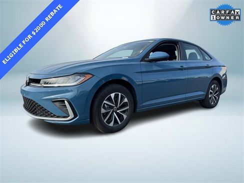 Certified 2025 Volkswagen Jetta S image 2