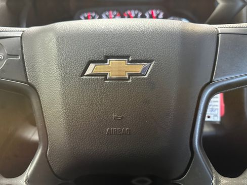 Used 2018 Chevrolet Silverado 1500 Custom w/ Custom Convenience Package RWD image 25