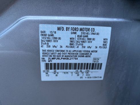 Used 2019 Lincoln Nautilus Reserve image 25