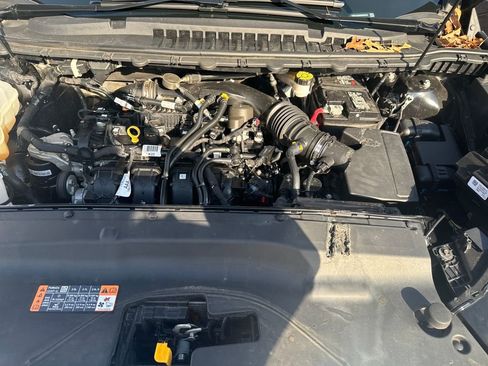 Used 2022 Ford Edge Titanium image 21