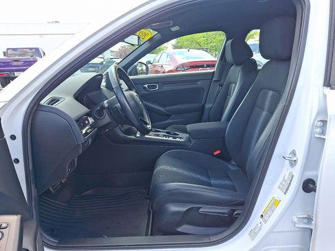 Used 2023 Honda Civic Sport image 13