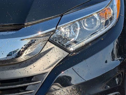 Used 2019 Honda HR-V LX image 10