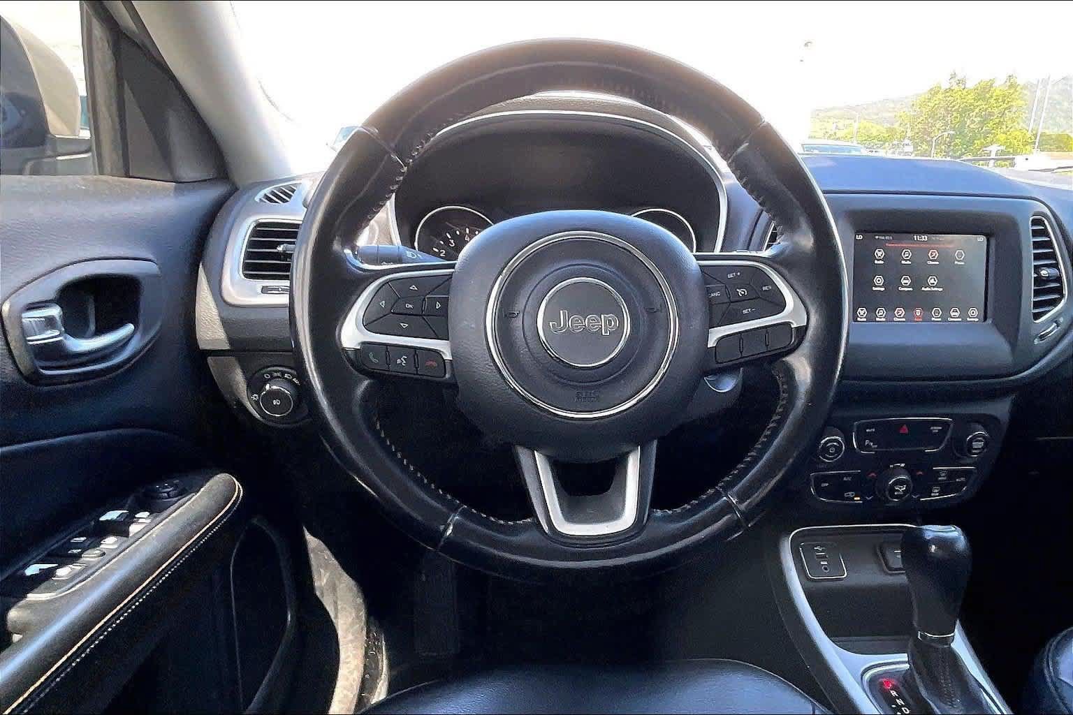 Used 2020 Jeep Compass Latitude w/ Safety & Security Group FWD image 14