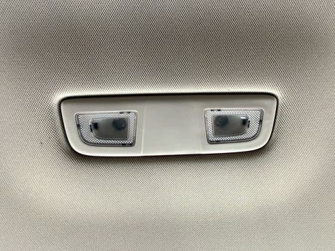 Used 2018 Chevrolet Traverse LT image 56