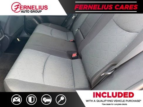 Used 2025 Toyota RAV4 XLE AWD/4WD image 8